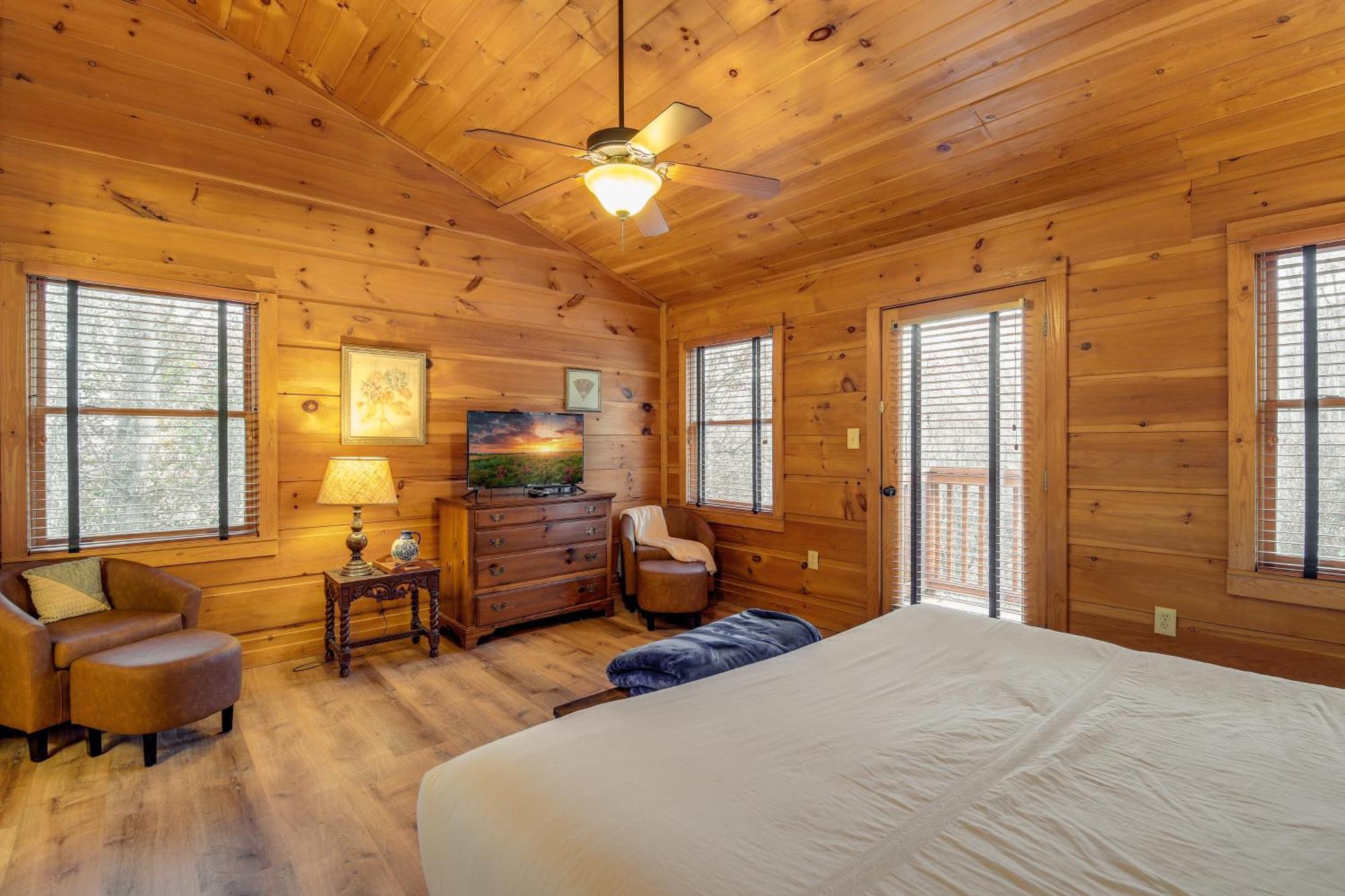 Pet-Friendly Gatlinburg Retreat With Hot Tub! Villa Exteriör bild